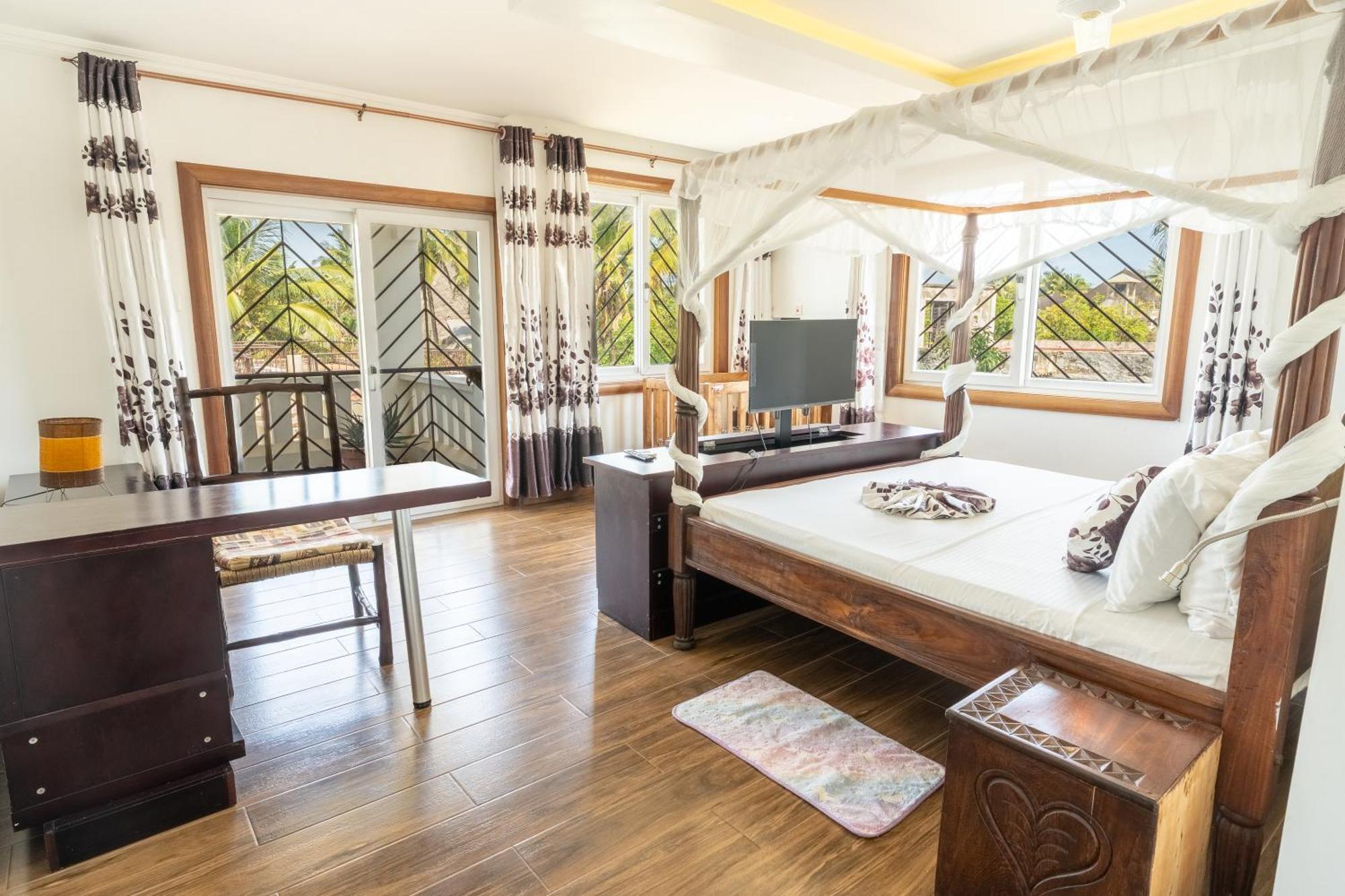 Queens Chateau Boutique Villa Diani Beach Eksteriør billede